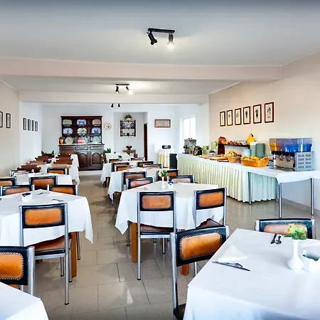 Guest house Residencial Planalto Miranda do Douro
